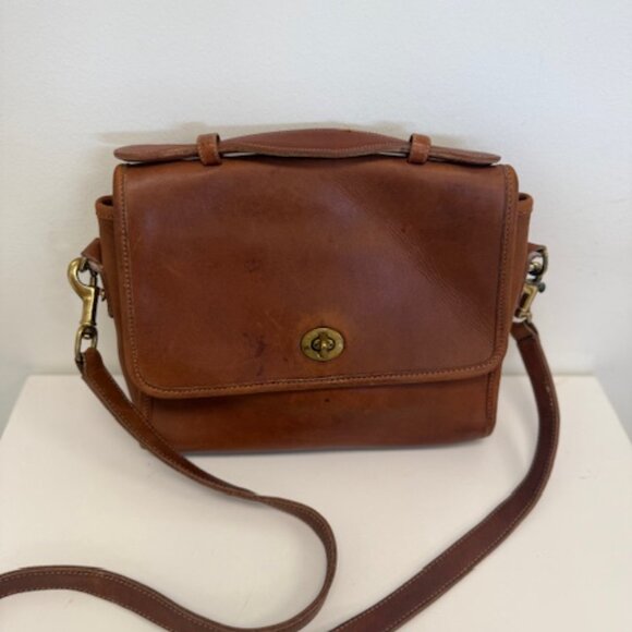 COACH VINTAGE BAG #5047 PRE OWN  BROWN COLOR - Picture 2 of 9